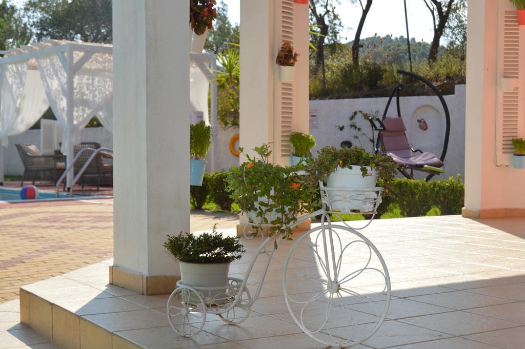 Villa Platanias Agia Paraskevi  Luaran gambar